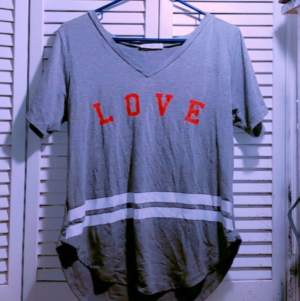 Love T-Shirt